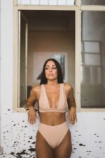 SD Nude Deep Band Plunge - Image 3