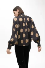 Shirt with puff sleeves and polka dot details - Image 3