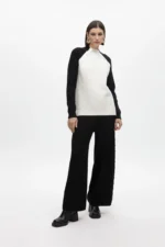 Sweater with contrast sleeve and button details - Image 4