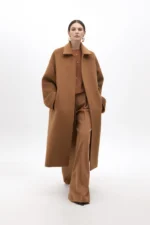 Drop sleeve sweater with eyelets - Image 4