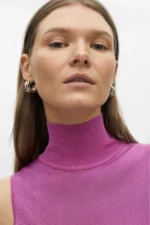 Sleeveless high neck knit top fuchsia - Image 4