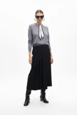 Midi skirt pleats