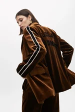 Velvet blazer with sleeve detail brown