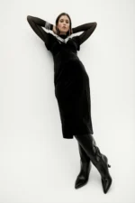 Long velvet dress with transparent sleeves - Image 5