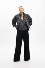 Short quilted anorak with polka dots - Image 6
