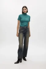 Distressed wide-leg jeans with shiny copper-coloured details