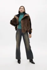 Distressed wide-leg jeans with shiny copper-coloured details - Image 4