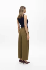 Cropped straight fit poplin trousers - Image 4