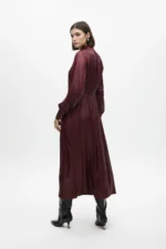 High neck waxed-effect dress with belt - Image 5