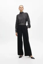 Straight fit trousers with two-tone contrast elastic