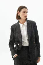Blazer with button details paisley pattern - Image 2