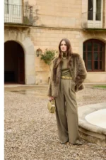 Short fuzzy coat - Image 2