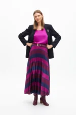Striped printed pleated skirt