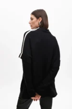 Sweater with contrast sleeve details black - Image 4