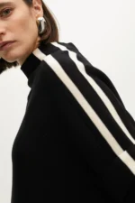 Sweater with contrast sleeve details black - Image 3