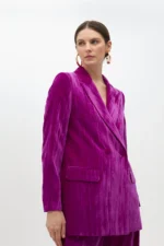 Velvet blazer with flower on lapel fuchsia - Image 2