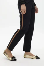 Ballet flats with round toe and front bow detail - Image 8