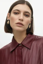 Oversize waxed-effect shirt Bordeaux - Image 4