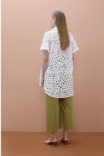 Oversized short sleeved shirt with perforated detailing White - Image 3