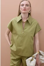 V-neck Zip Shirt Khaki