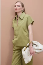 V-neck Zip Shirt Khaki - Image 3