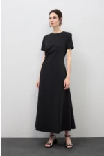 Elastic Midi Dress with Short Sleeves and Ruched Waist - Image 4