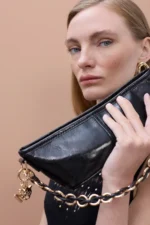 Shiny Effect Chain Bag Black - Image 5