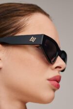 MELANIA Black - Image 6